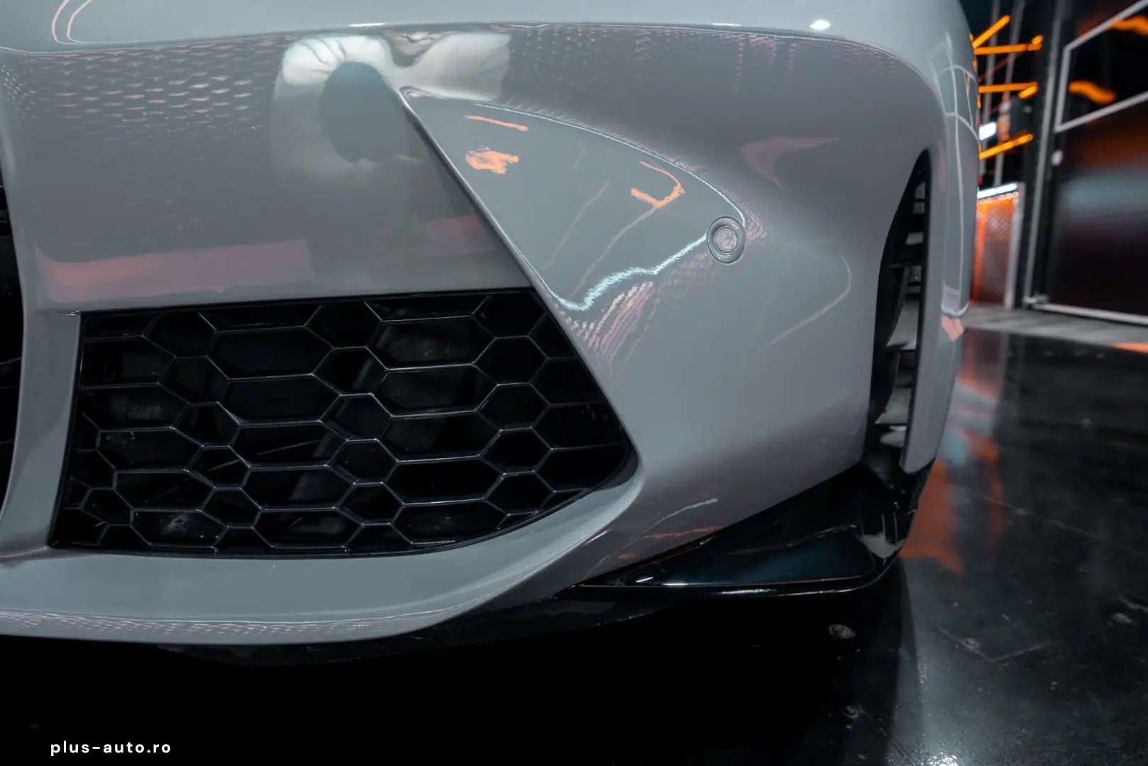 BMW M4 Coupe Competition 360  HUD Harman Kardon