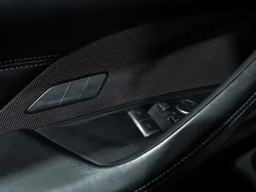 BMW M4 Coupe Competition 360  HUD Harman Kardon