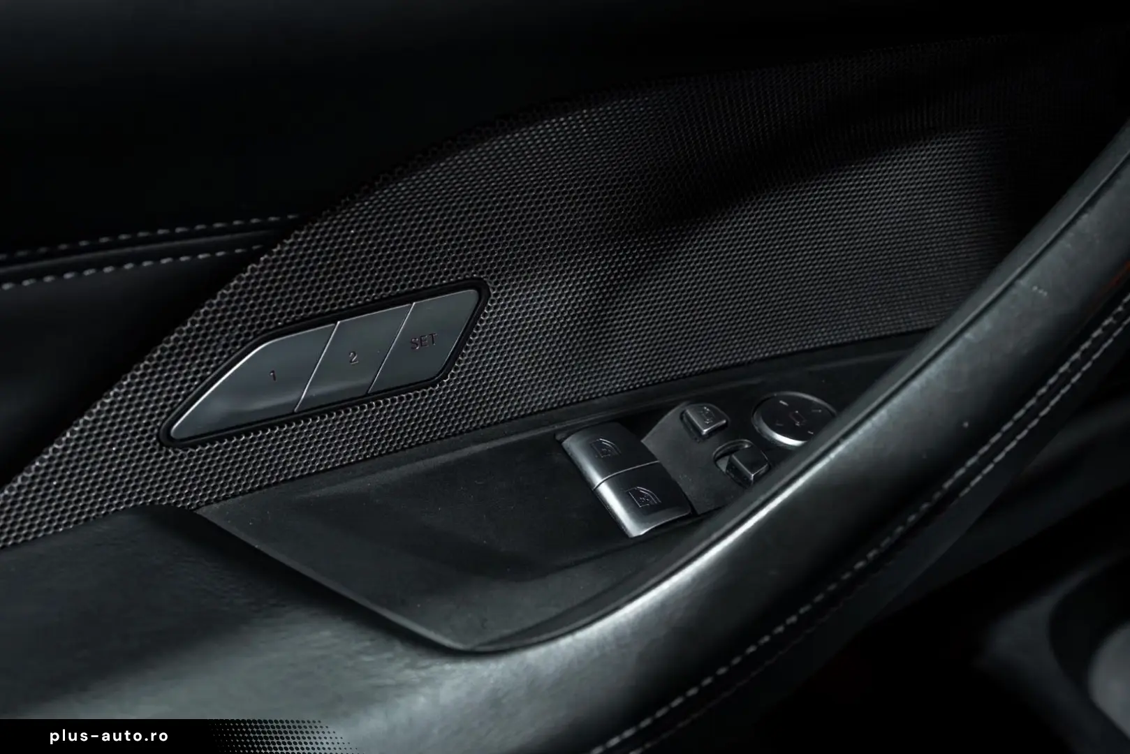 BMW M4 Coupe Competition 360  HUD Harman Kardon