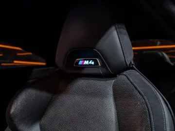BMW M4 Coupe Competition 360  HUD Harman Kardon