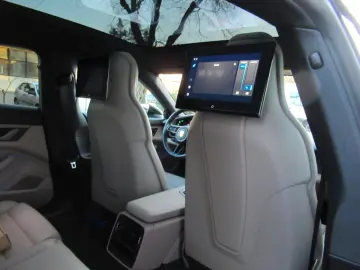 PORSCHE MY25 SPORT TURISMO FOND RSE TV HEAD ACC®PERF 360