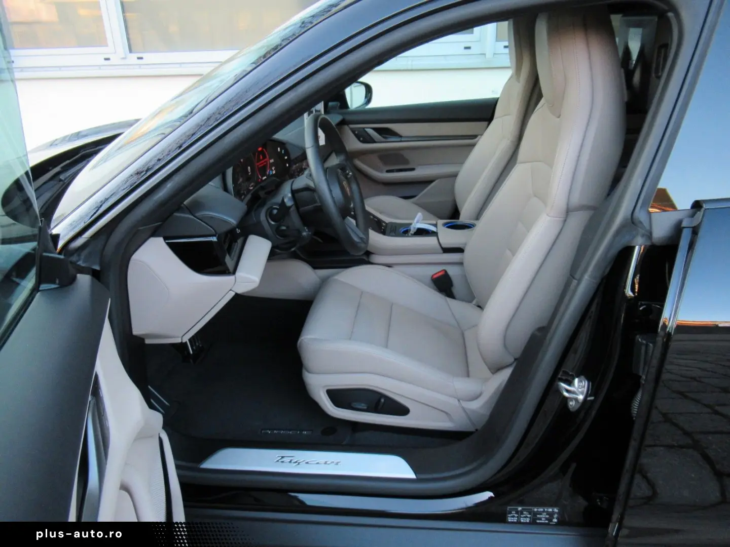 PORSCHE MY25 SPORT TURISMO FOND RSE TV HEAD ACC®PERF 360