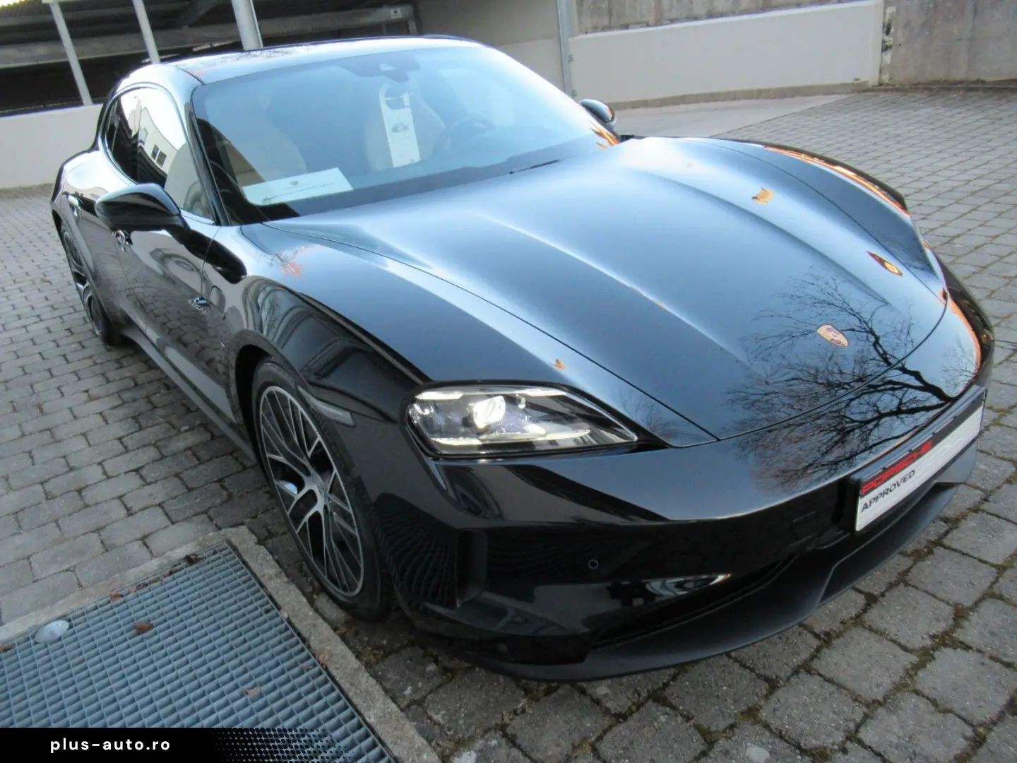 PORSCHE MY25 SPORT TURISMO FOND RSE TV HEAD ACC®PERF 360