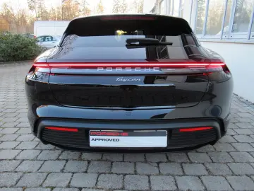 PORSCHE MY25 SPORT TURISMO FOND RSE TV HEAD ACC®PERF 360