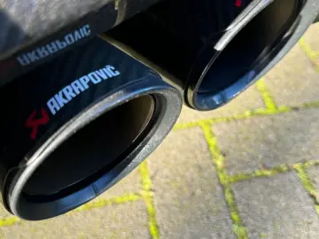 BMW M4 Coupe Competition  AKRA S-Sitze  M-CARBON