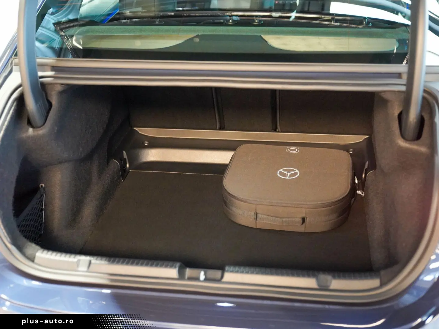 MERCEDES-BENZ EQE 300 Edition Electric Art 22kW Burm&hellip;