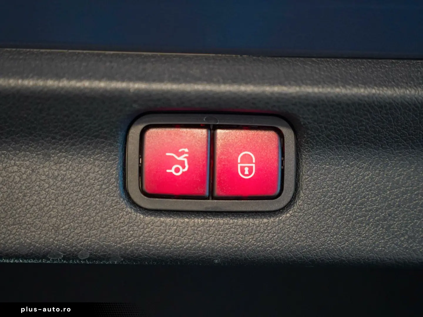 MERCEDES-BENZ EQE 300 Edition Electric Art 22kW Burm&hellip;