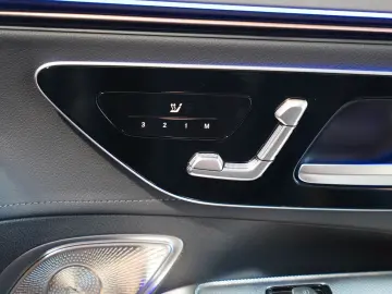 MERCEDES-BENZ EQE 300 Edition Electric Art 22kW Burm&hellip;