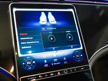 MERCEDES-BENZ EQE 300 Edition Electric Art 22kW Burm&hellip;