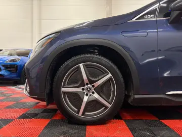 MERCEDES-BENZ EQE SUV 500 AMG 4MATIC BURM LED CARPLAY 360