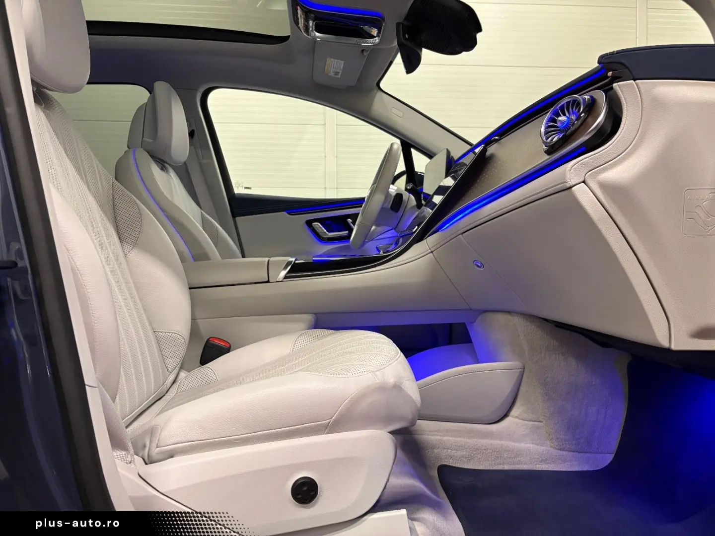 MERCEDES-BENZ EQE SUV 500 AMG 4MATIC BURM LED CARPLAY 360