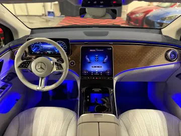 MERCEDES-BENZ EQE SUV 500 AMG 4MATIC BURM LED CARPLAY 360