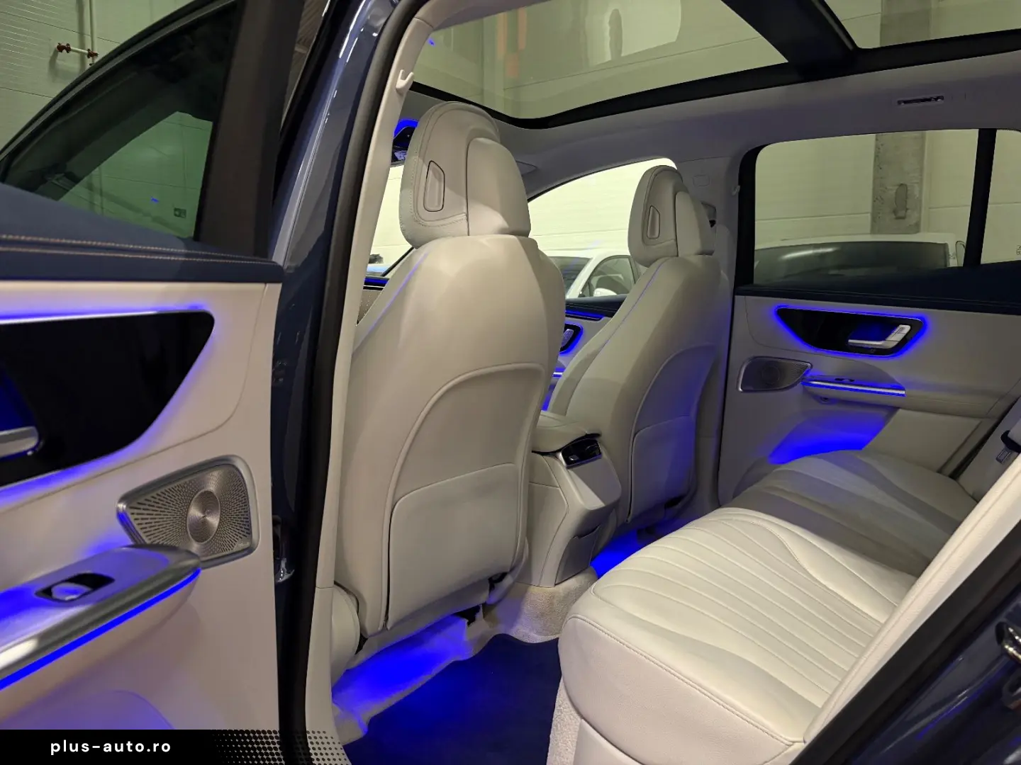 MERCEDES-BENZ EQE SUV 500 AMG 4MATIC BURM LED CARPLAY 360