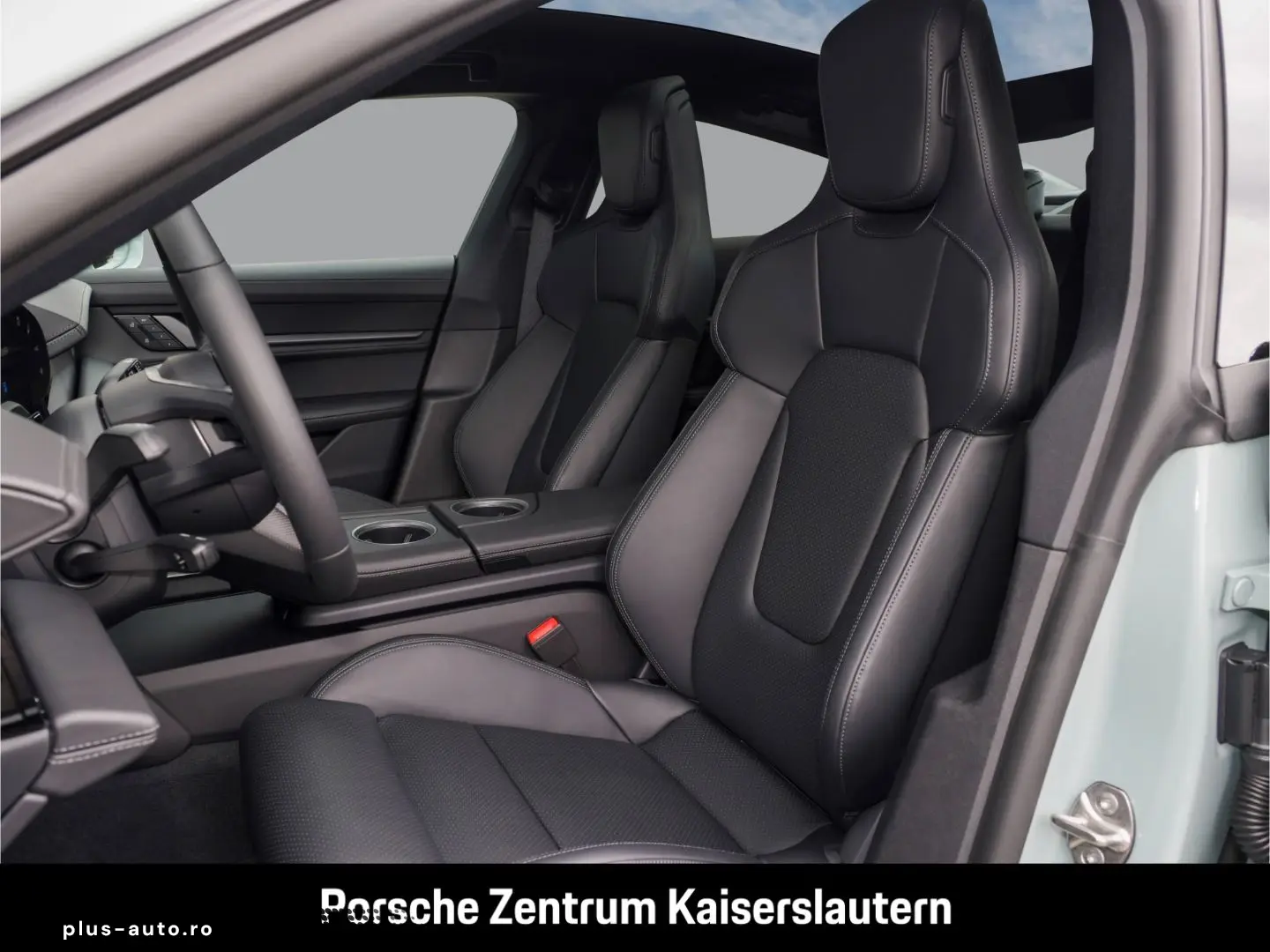 PORSCHE Taycan BOSE Luftfederung Panoramadach LED-Matrix