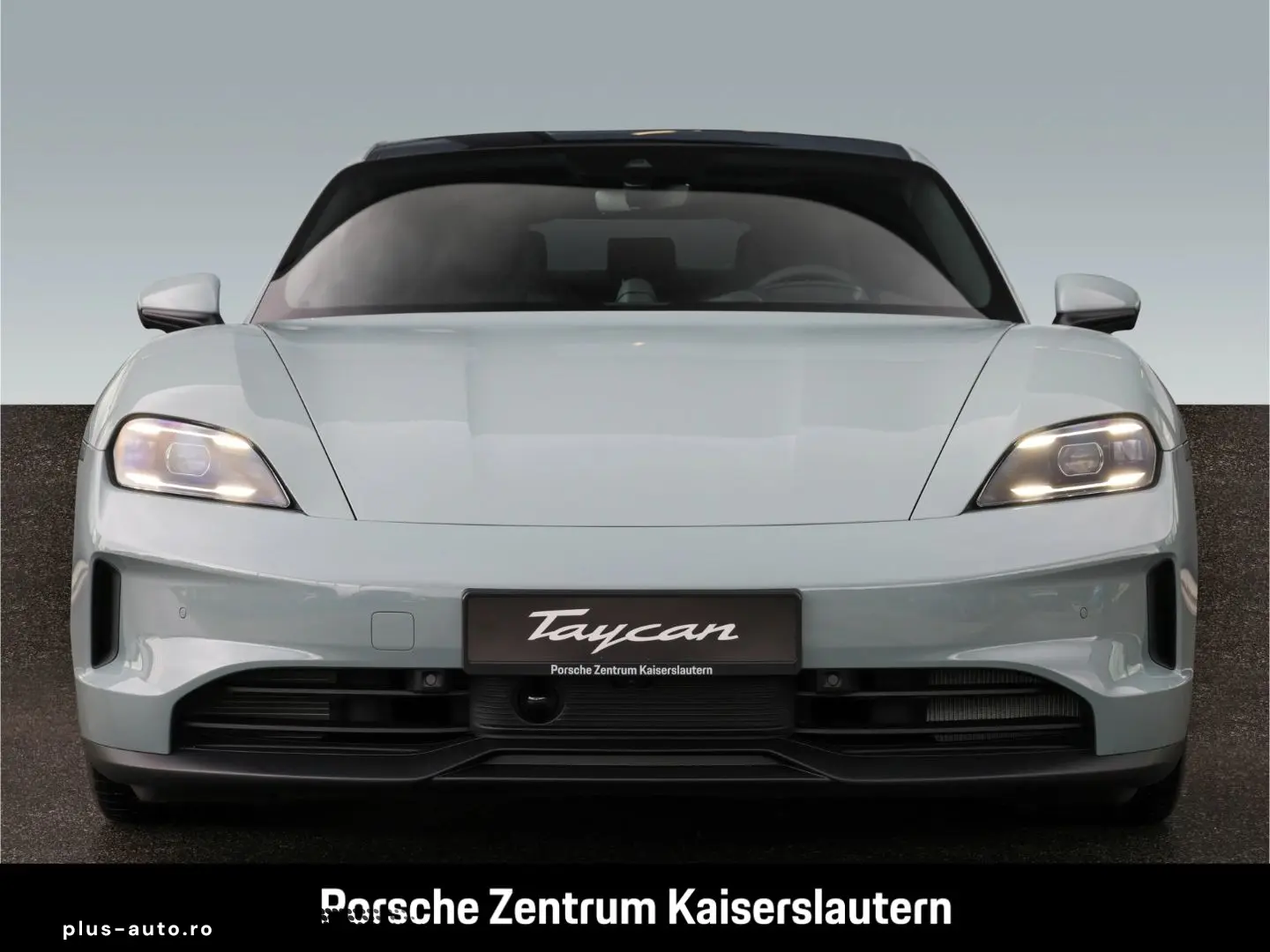 PORSCHE Taycan BOSE Luftfederung Panoramadach LED-Matrix