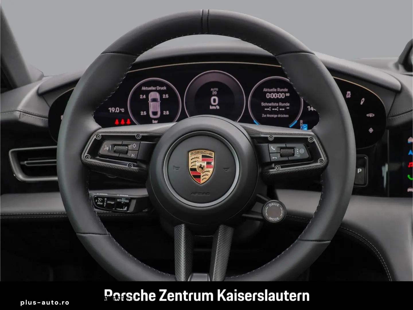 PORSCHE Taycan BOSE Luftfederung Panoramadach LED-Matrix