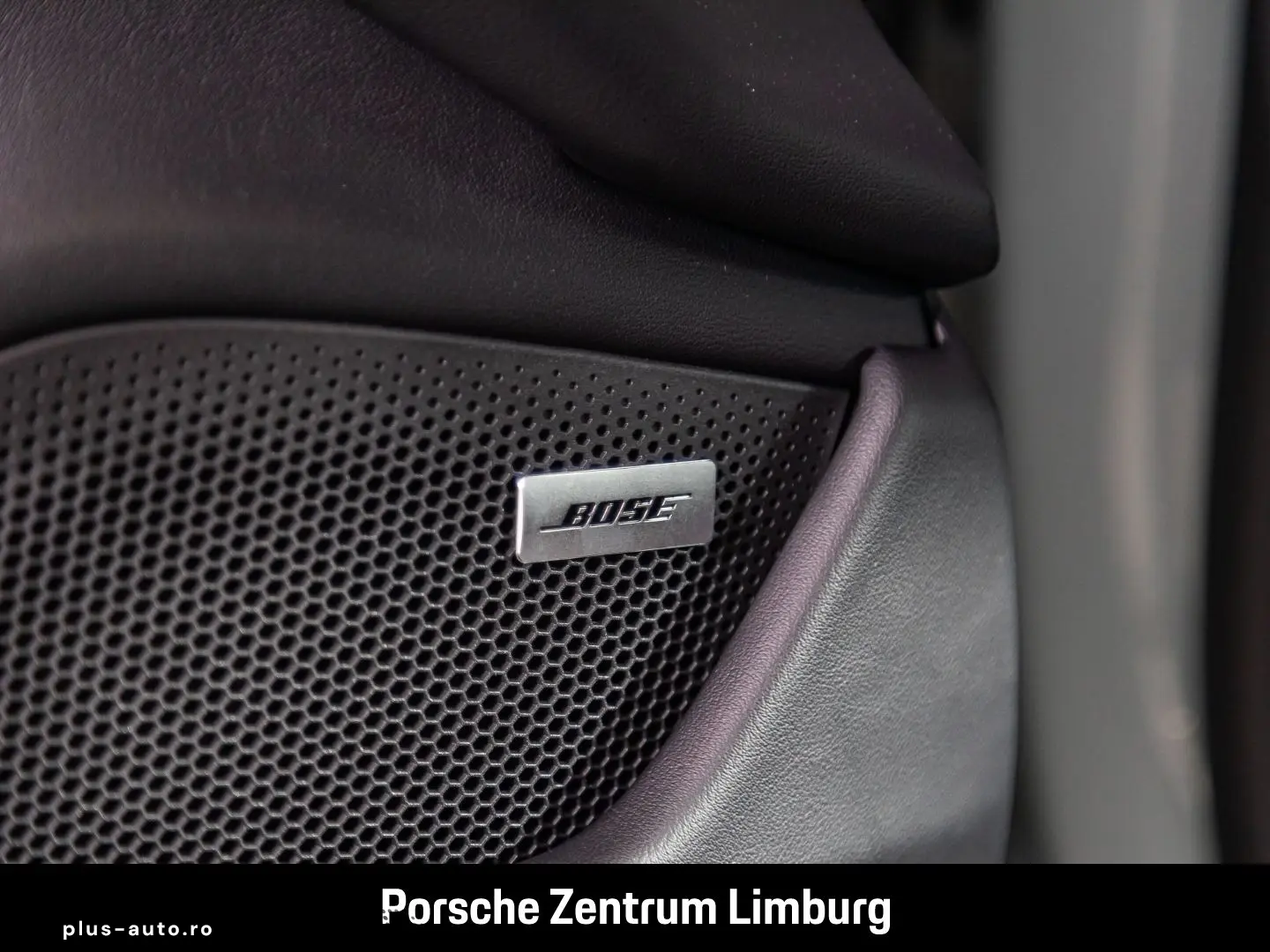 PORSCHE Taycan InnoDrive LED-Matrix Rückfahrkamera BOSE