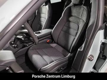 PORSCHE Taycan InnoDrive LED-Matrix Rückfahrkamera BOSE