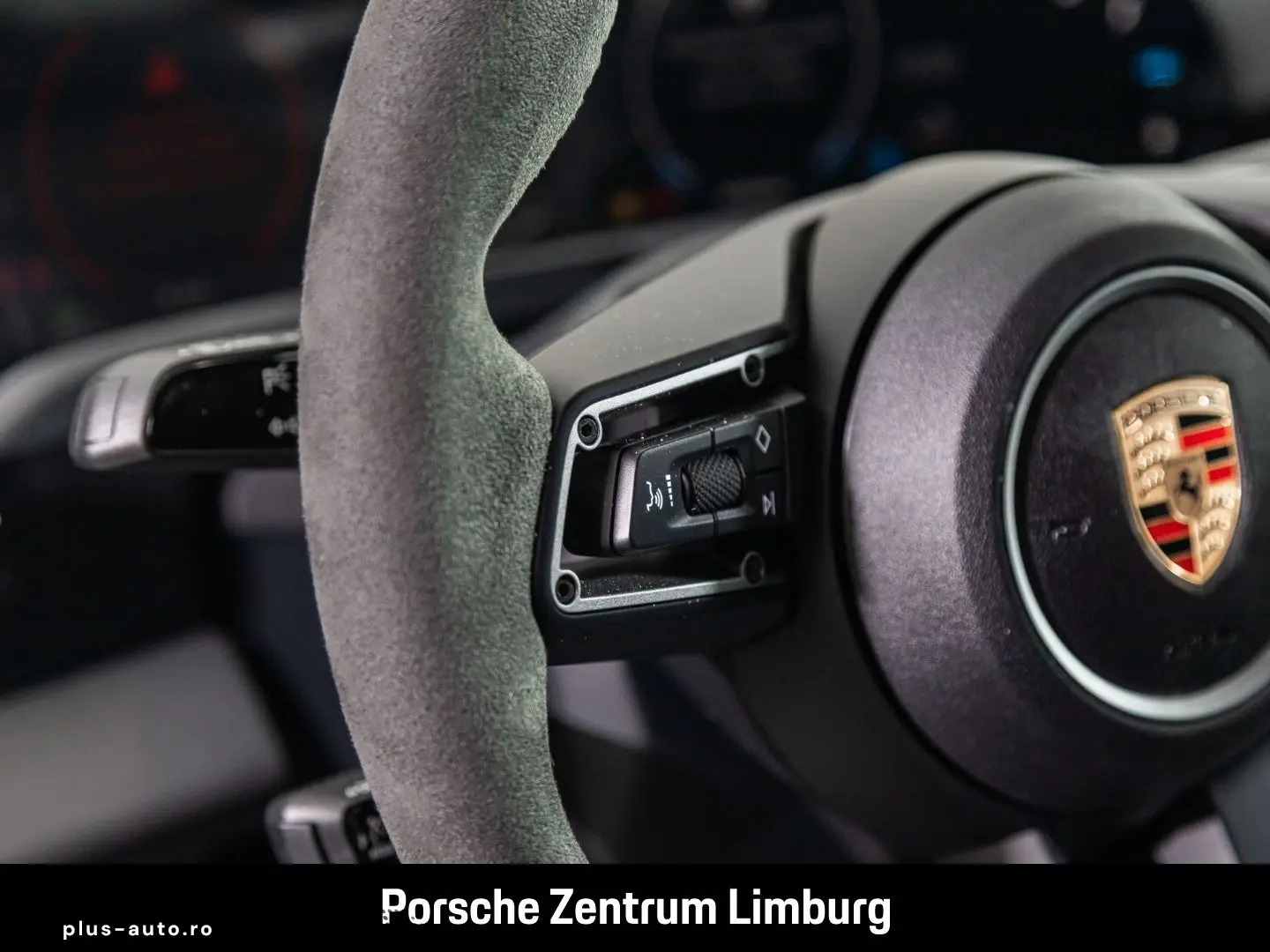 PORSCHE Taycan InnoDrive LED-Matrix Rückfahrkamera BOSE