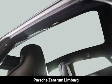 PORSCHE Taycan InnoDrive LED-Matrix Rückfahrkamera BOSE