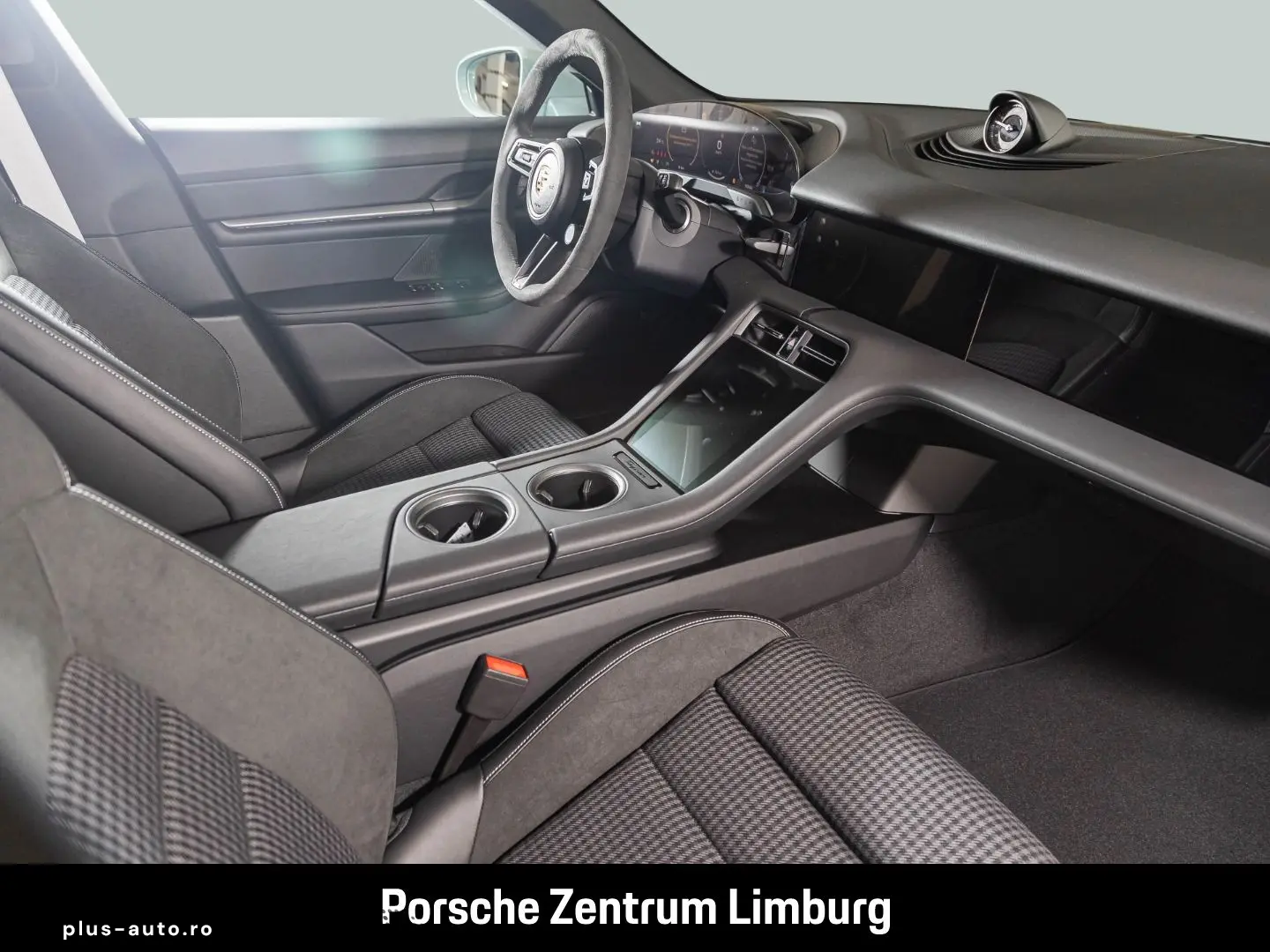 PORSCHE Taycan InnoDrive LED-Matrix Rückfahrkamera BOSE