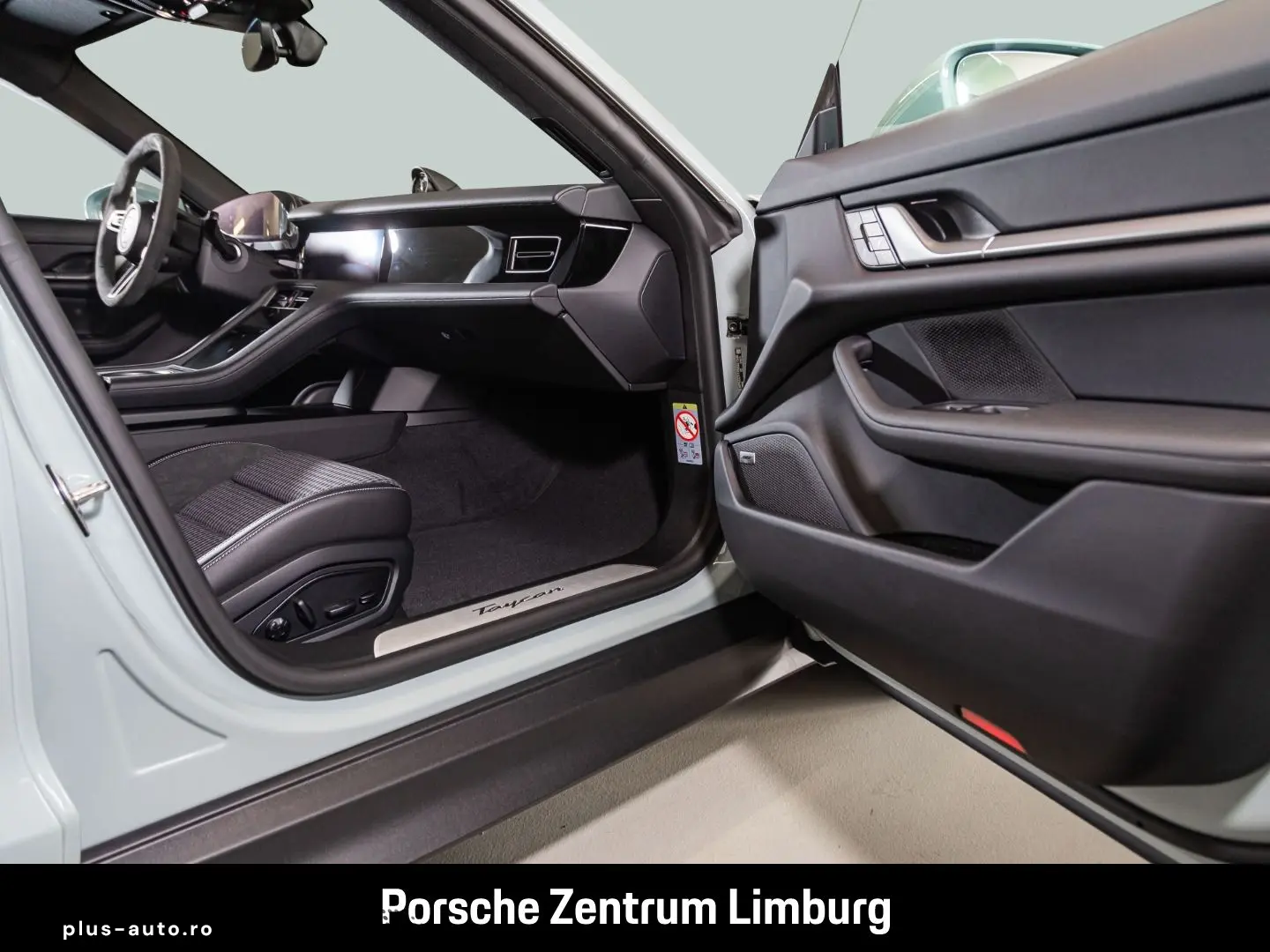 PORSCHE Taycan InnoDrive LED-Matrix Rückfahrkamera BOSE