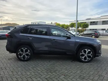 TOYOTA RAV 4 2.5 Plug-in Hybrid Pano Leder HUD JBL 360