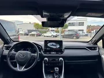 TOYOTA RAV 4 2.5 Plug-in Hybrid Pano Leder HUD JBL 360