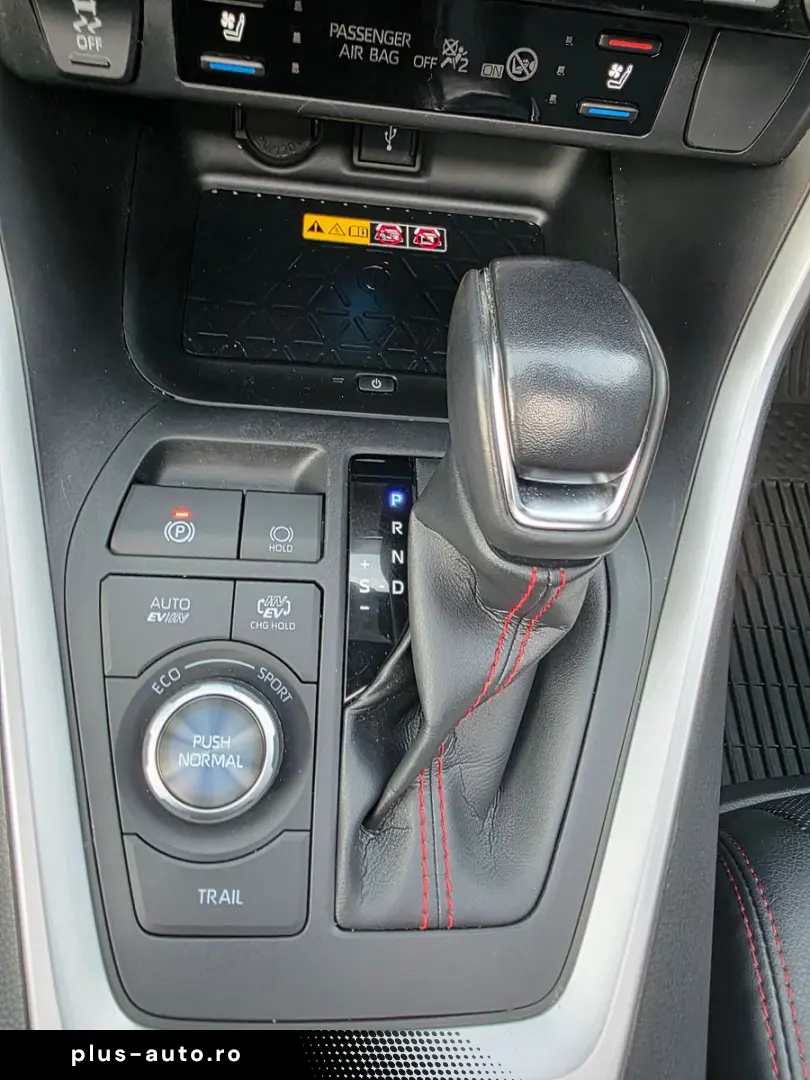 TOYOTA RAV 4 2.5 Plug-in Hybrid Pano Leder HUD JBL 360