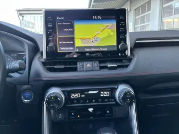 TOYOTA RAV 4 Plug-in Hybrid 4x4 El. Panodach Navi Leder