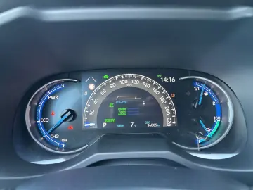 TOYOTA RAV 4 Plug-in Hybrid 4x4 El. Panodach Navi Leder