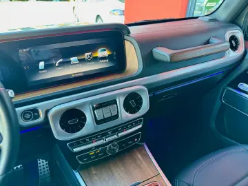 MERCEDES-BENZ G 400d AHK Garantie bis 07 2027 VAT deductible