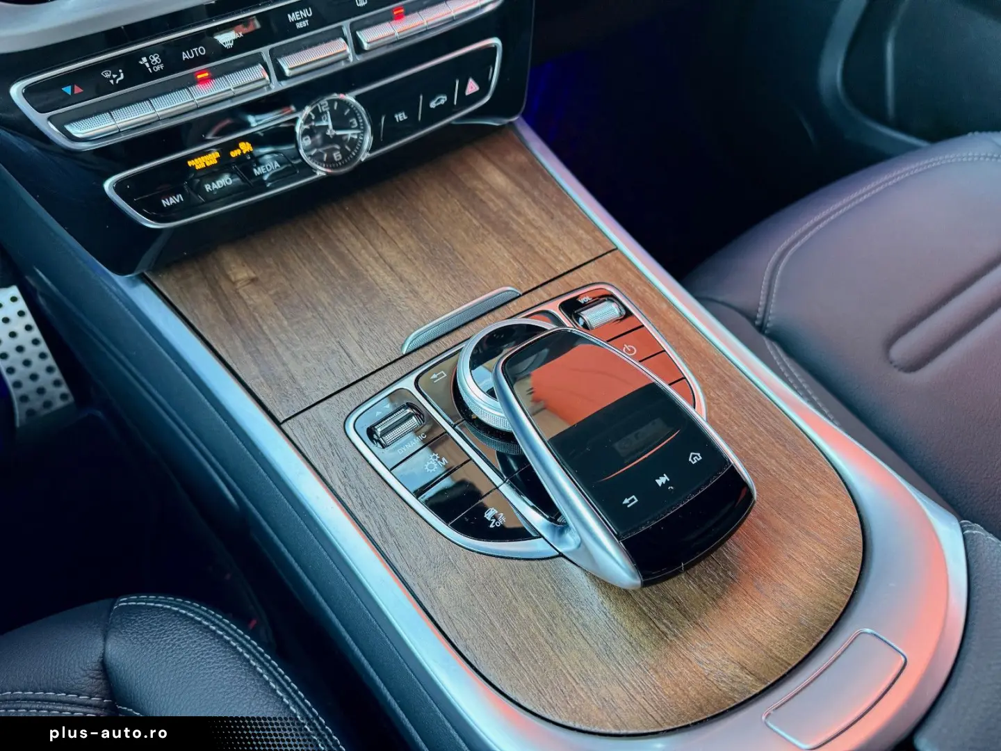 MERCEDES-BENZ G 400d AHK Garantie bis 07 2027 VAT deductible