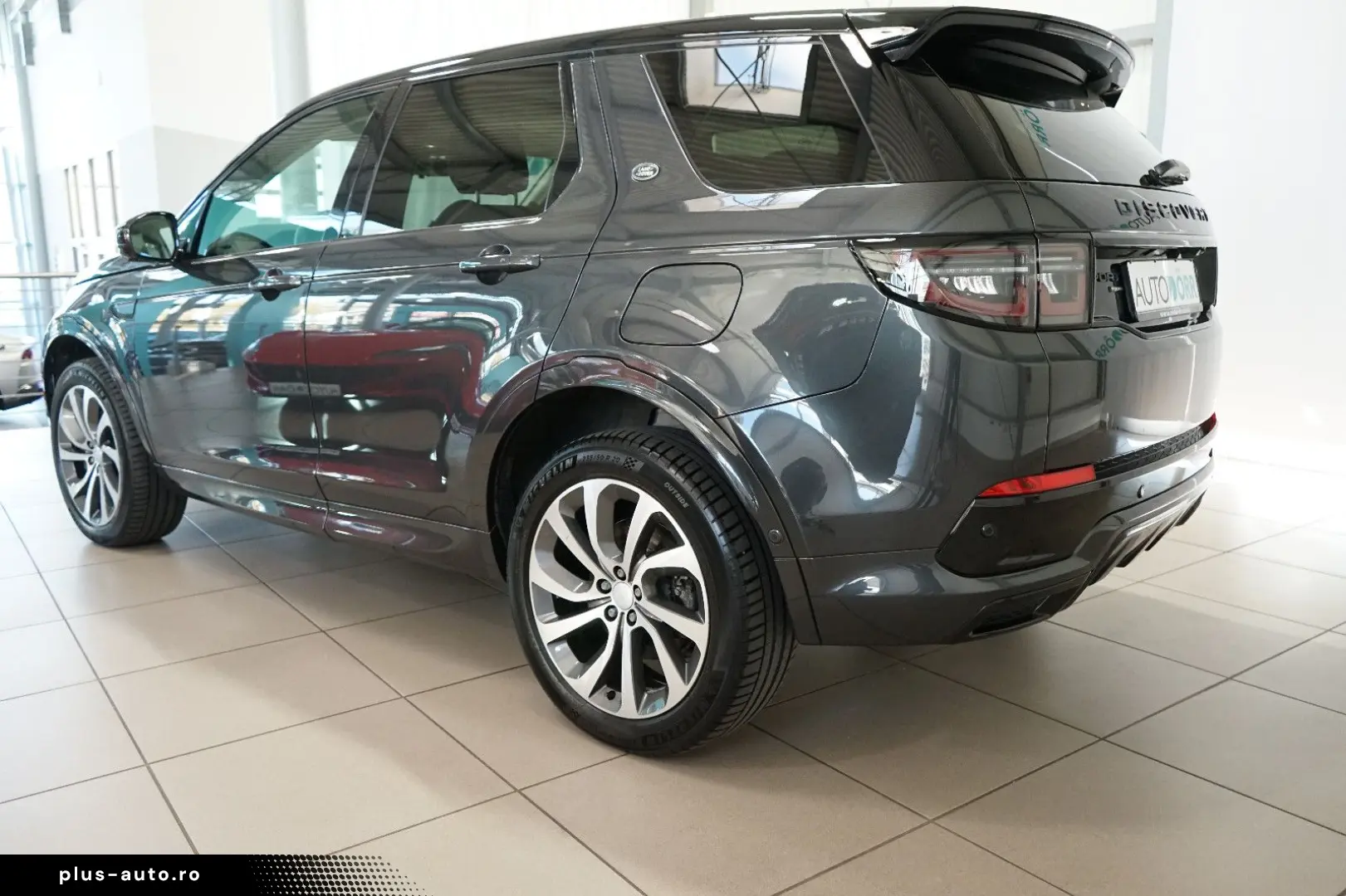 LAND ROVER Discovery Sport P300e Hybrid R-Dynamic HSE AWD