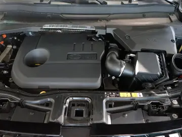 LAND ROVER Discovery Sport P300e Hybrid R-Dynamic HSE AWD