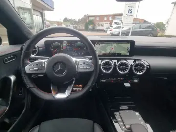 MERCEDES-BENZ CLA 200 CLA CLA 200 d 4Matic