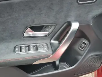 MERCEDES-BENZ CLA 200 CLA CLA 200 d 4Matic