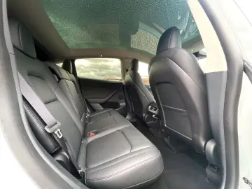 TESLA Model Y Long Range Dual Motor AWD