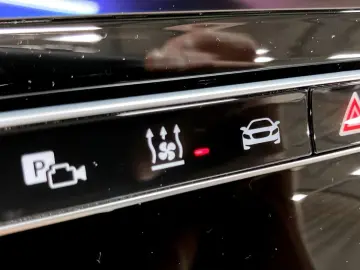 MERCEDES-BENZ CLE 450 Cabrio 4Matic AMG Pre  SitzKli&hellip;