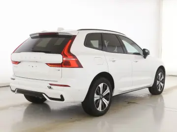 VOLVO XC 60 T6 Plus Dark Recharge Plug-In Hybrid AWD