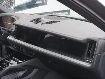 PORSCHE Cayenne Coupe E-Hybrid SpAbgas NightVision Mod25