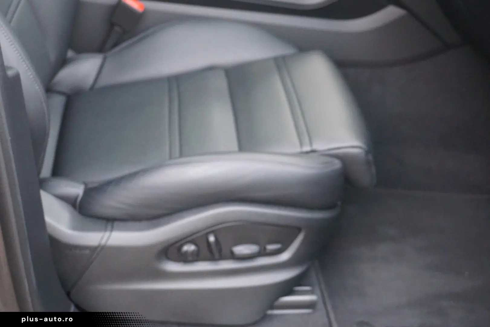 PORSCHE Cayenne Coupe E-Hybrid SpAbgas NightVision Mod25