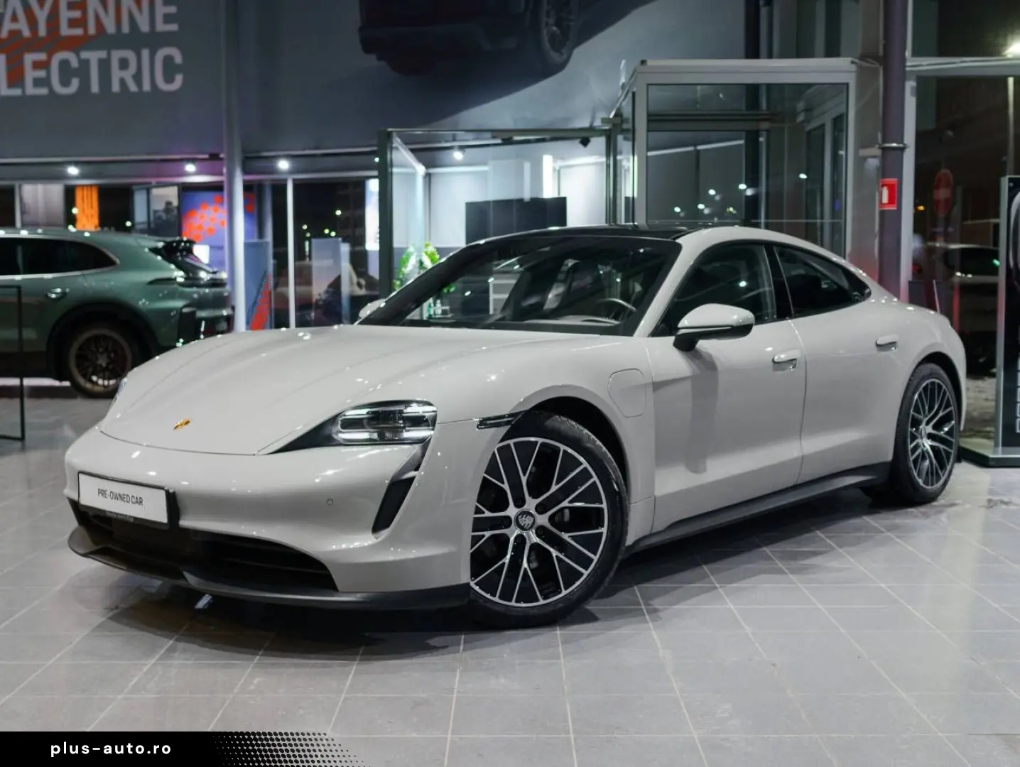 PORSCHE Porsche Taycan (MY22) 300kW   408hp