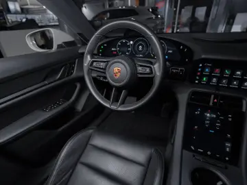 PORSCHE Porsche Taycan (MY22) 300kW   408hp