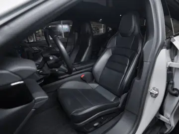 PORSCHE Porsche Taycan (MY22) 300kW   408hp