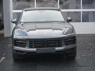 PORSCHE Cayenne Coupe E-Hybrid