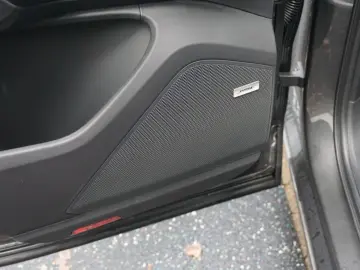 PORSCHE Cayenne Coupe E-Hybrid