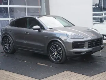 PORSCHE Cayenne Coupe E-Hybrid