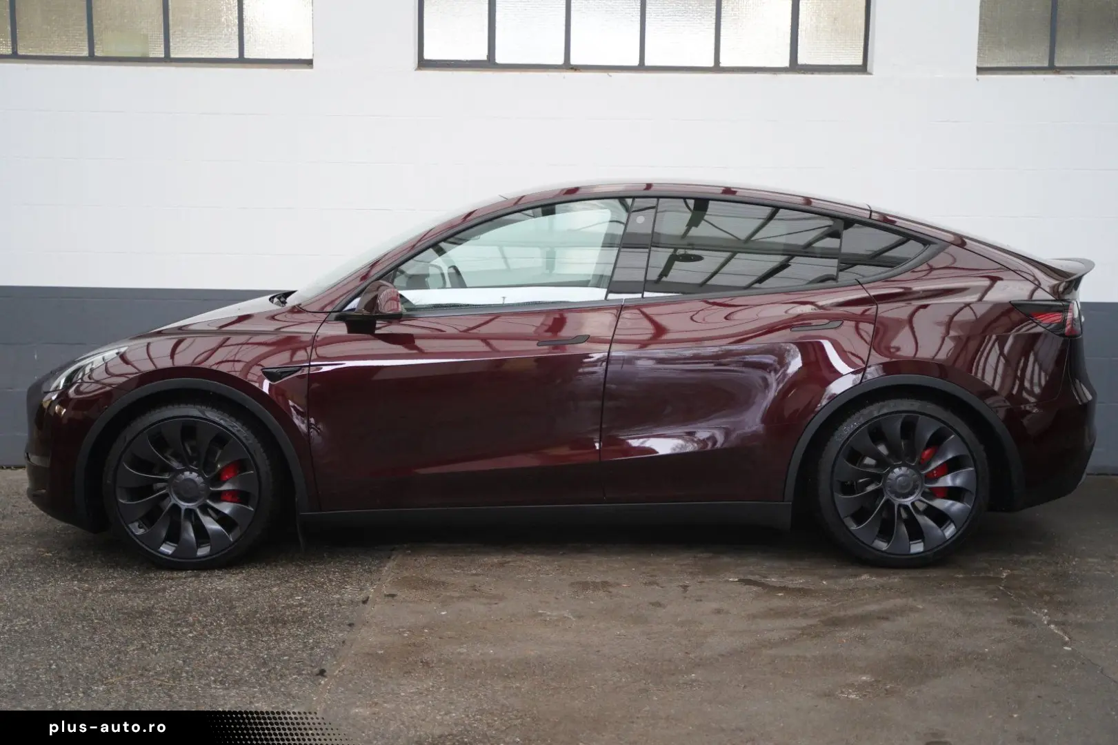 TESLA Model Y Performance