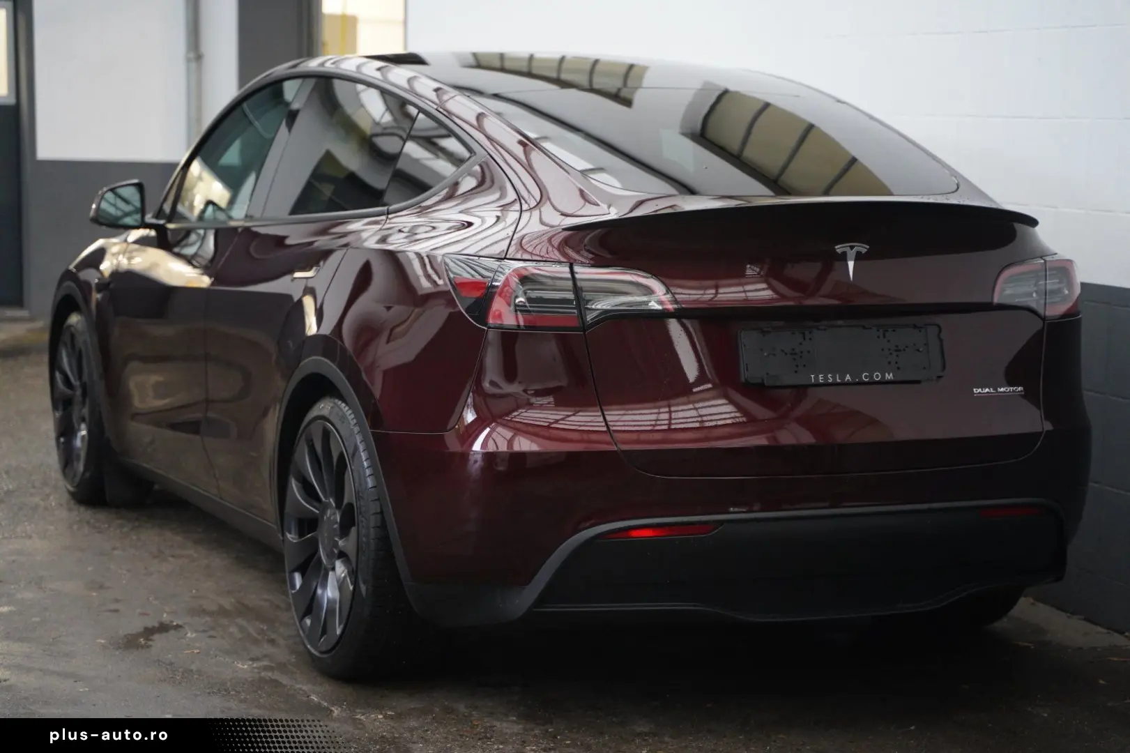 TESLA Model Y Performance